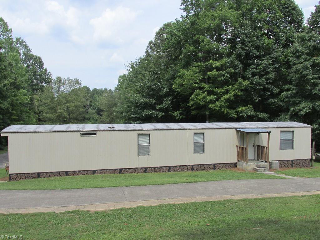2631 Frye Bridge Road Clemmons, NC 27012 - Photo 3 of 20 Gallery Image 3