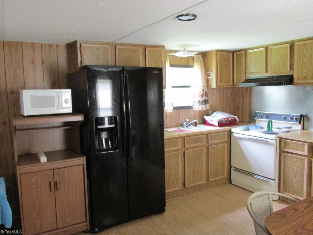 2631 Frye Bridge Road Clemmons, NC 27012 - Photo 4 of 20 Gallery Image 4