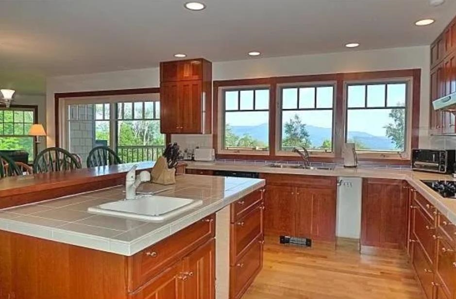 333 Wade Pasture Road Stowe, VT 05672 - Photo 5 of 8