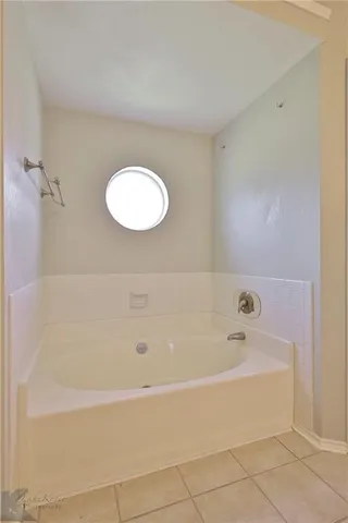 $1,995 | 5073 Velta Lane, Abilene, TX 79606