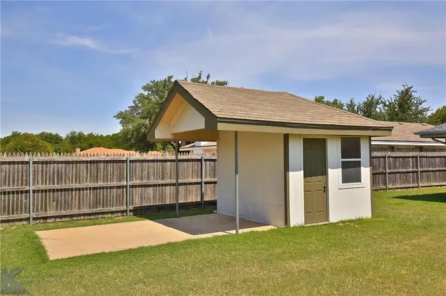 $1,995 | 5073 Velta Lane, Abilene, TX 79606