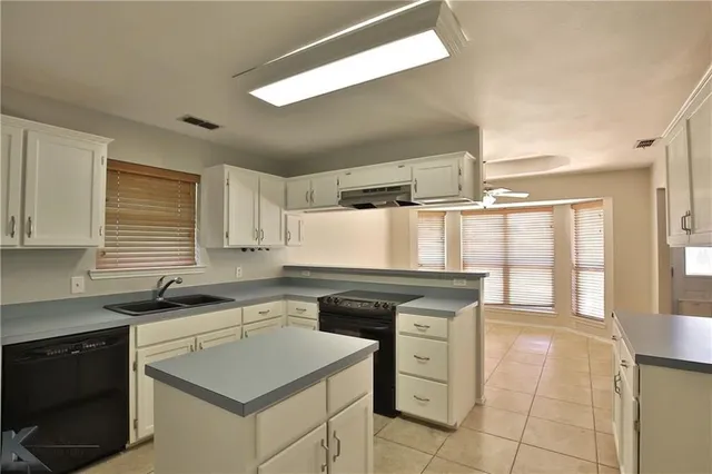 $1,995 | 5073 Velta Lane, Abilene, TX 79606