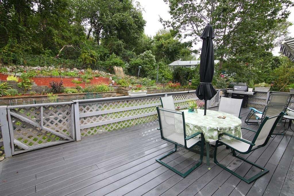 123 Thatcher Road Gloucester, MA 01930 - Photo 23 of 30