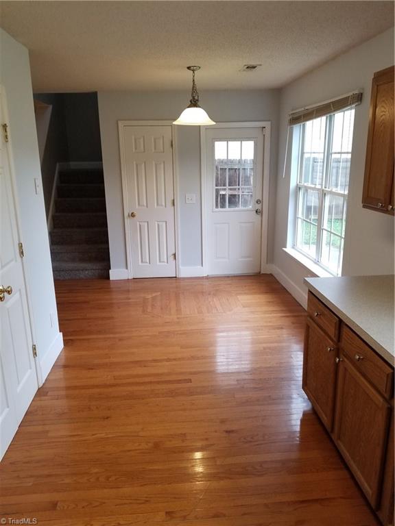 315 Apple Ridge Road Greensboro, NC 27406 - Photo 12 of 22 Dining area, view 2