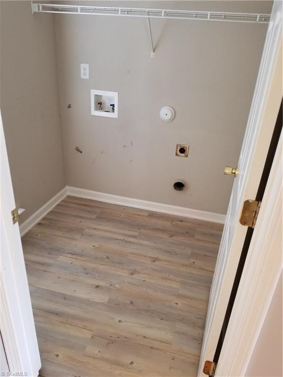 315 Apple Ridge Road Greensboro, NC 27406 - Photo 15 of 22 Laundry Room