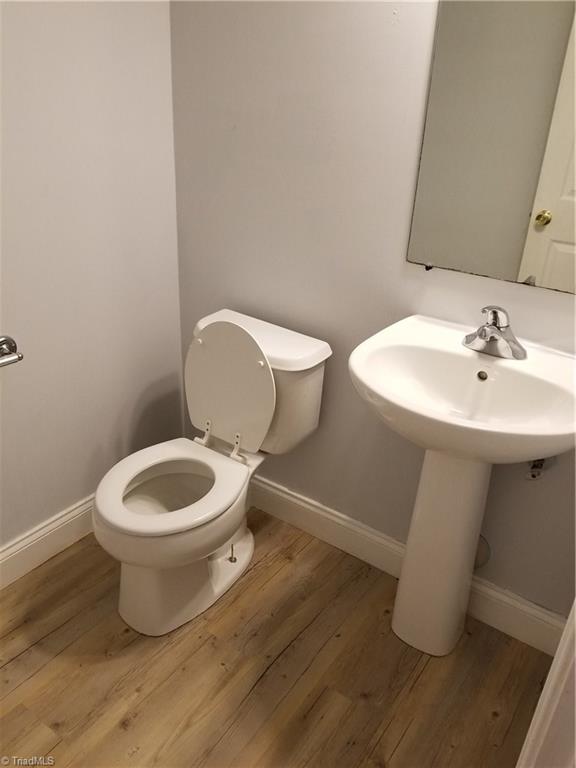 315 Apple Ridge Road Greensboro, NC 27406 - Photo 16 of 22 Half Bath/Powder Room