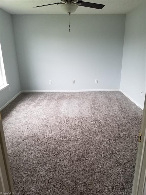 315 Apple Ridge Road Greensboro, NC 27406 - Photo 18 of 22 Spacious Master Bedroom w/2 walk-in closets and Private bath!!