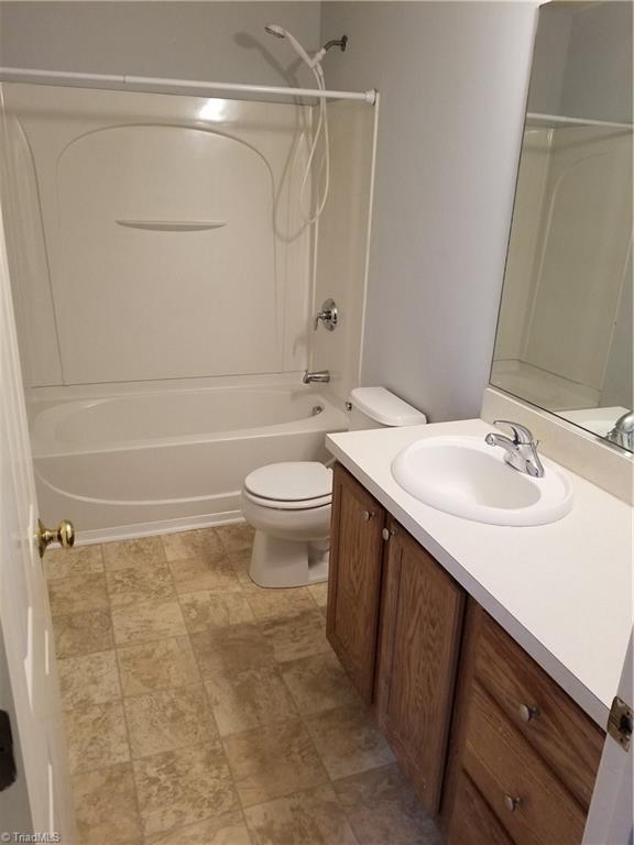 315 Apple Ridge Road Greensboro, NC 27406 - Photo 22 of 22 Hallway Bathroom