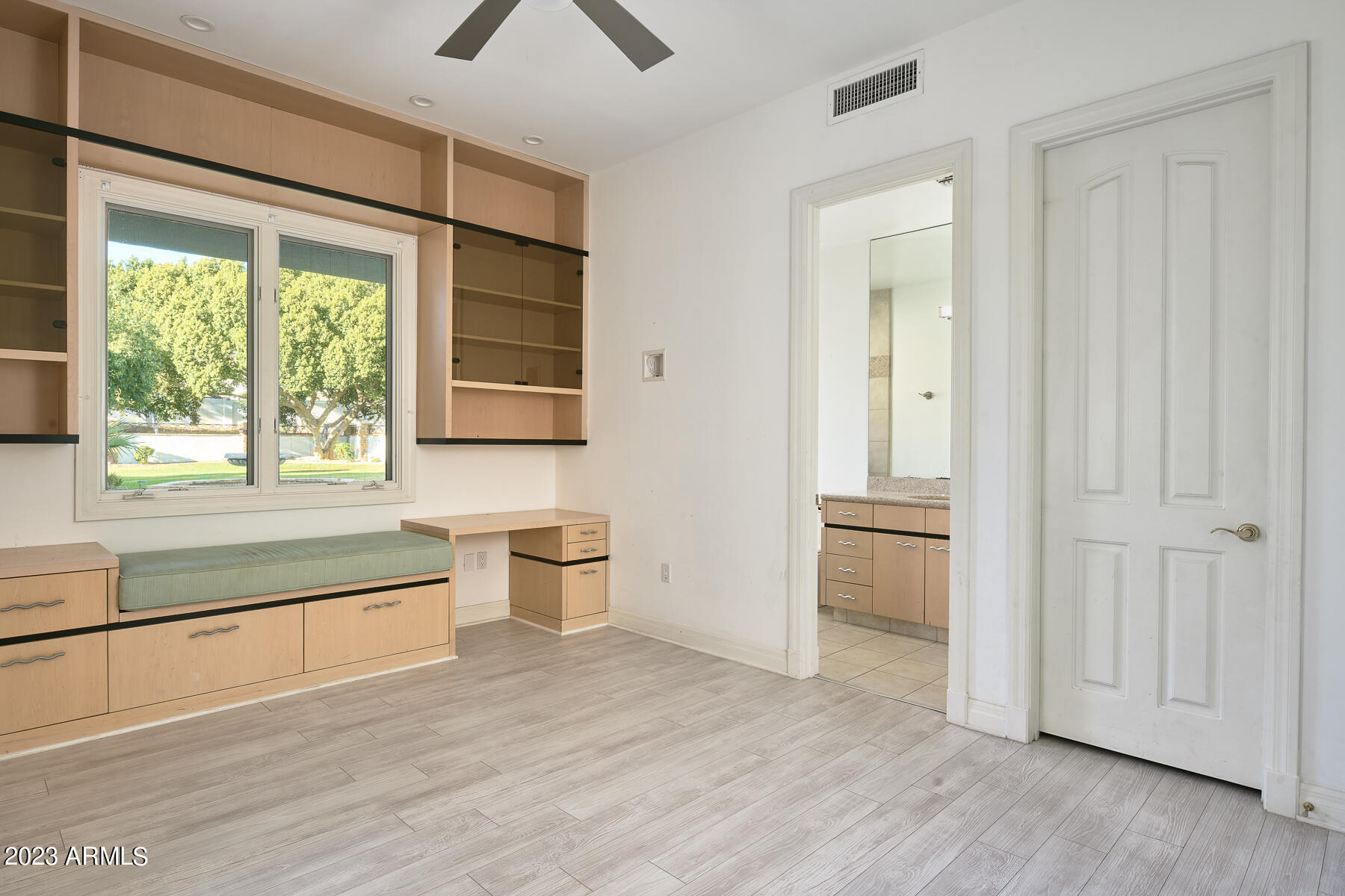 5134 East Palomino Road Phoenix, AZ 85018 - Photo 17 of 29