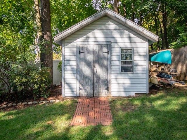 120 Kennard Road Manchester, NH 03104 - Photo 35 of 39