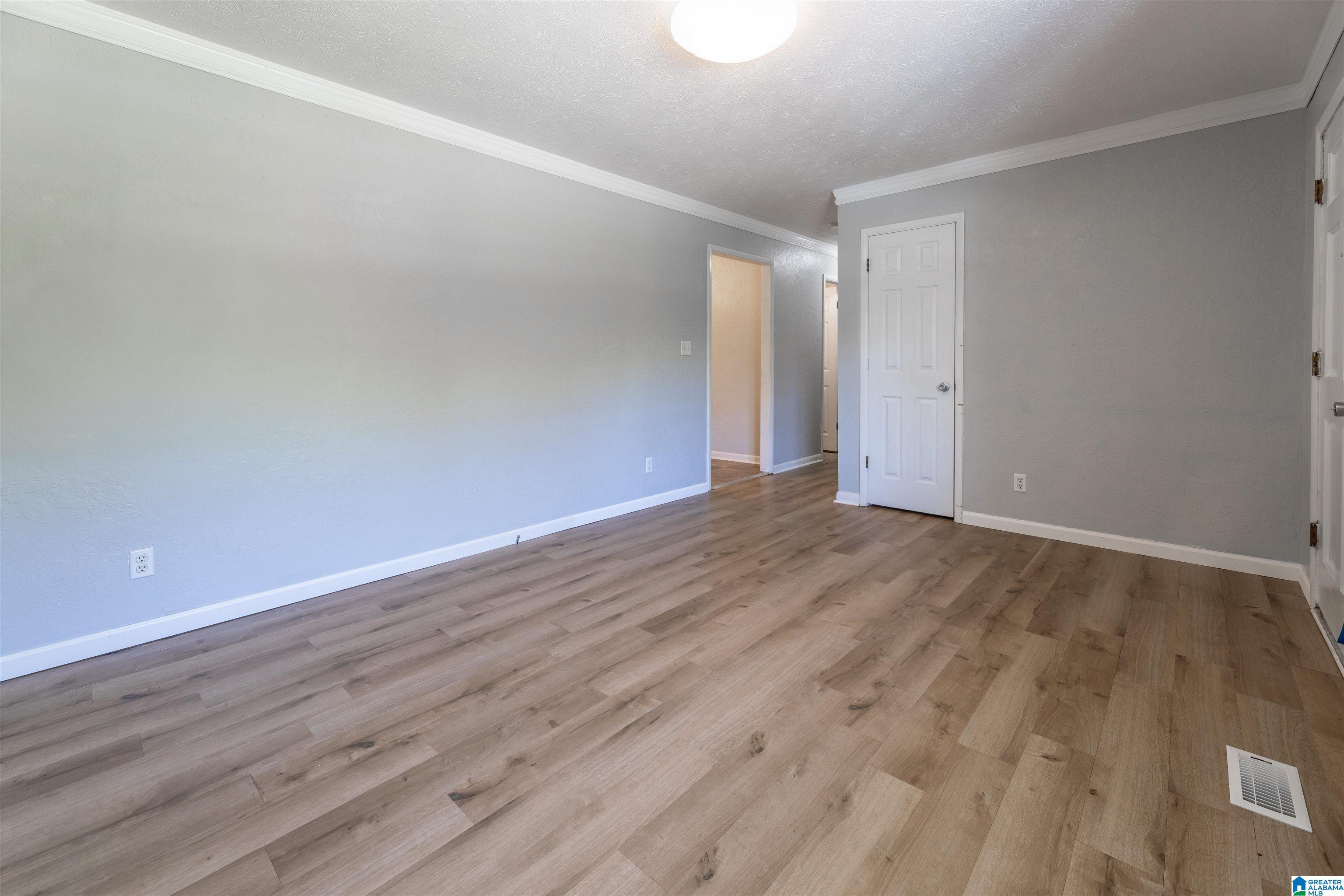 260 Greenleaf Street Southwest Jacksonville, AL 36265 - Photo 6 of 30