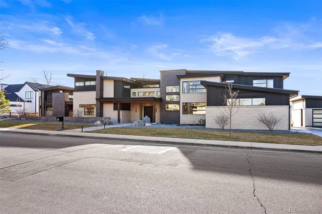 $875,000 | 5053 Nile Court, Arvada, CO 80007