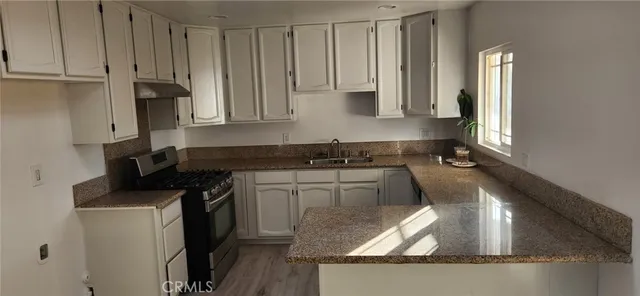 $950,000 | 1114 North Gates Street, Santa Ana, CA 92703