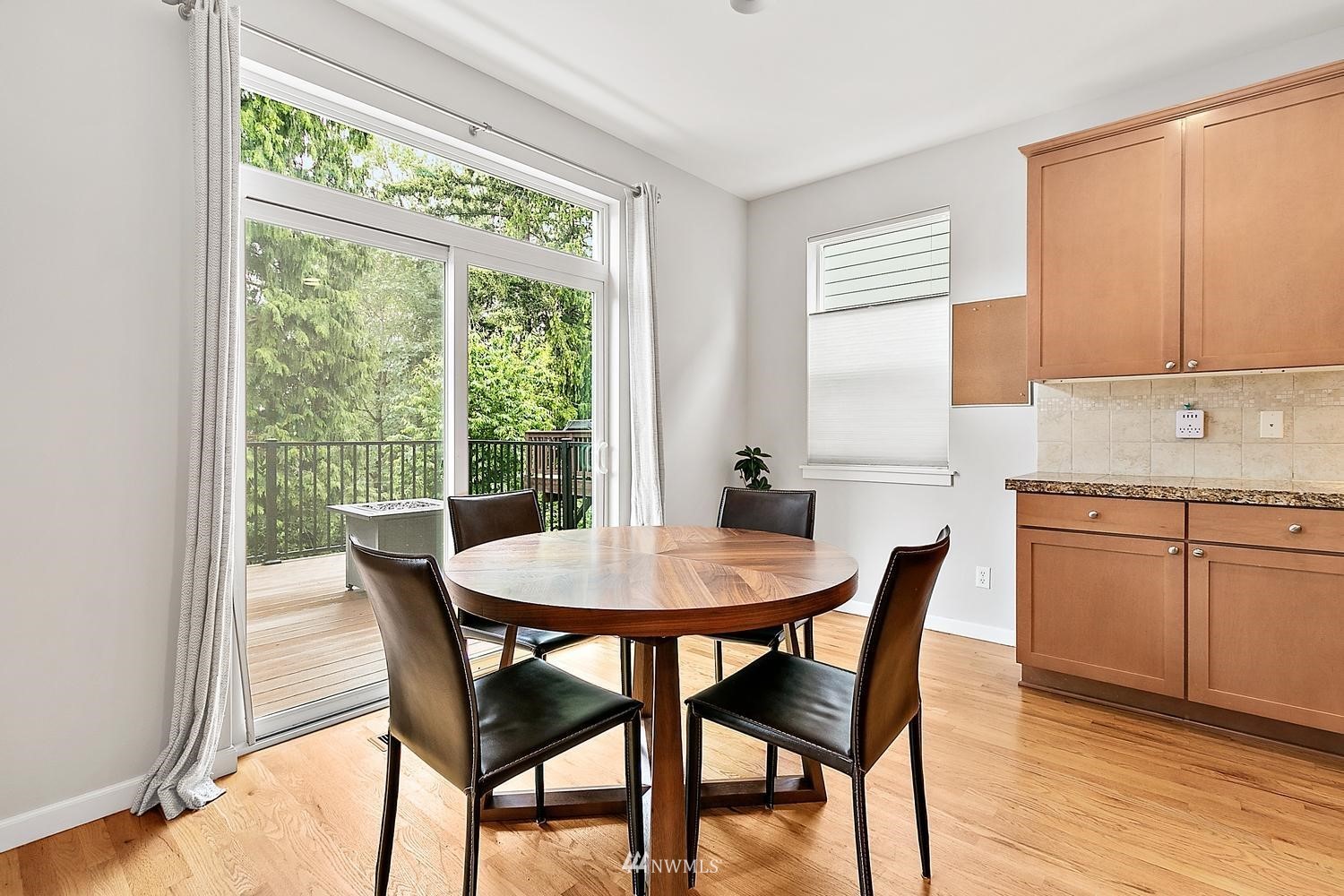 701 Mt Baker Avenue Northeast Renton, WA 98059 - Photo 12 of 40 Gallery Image 12