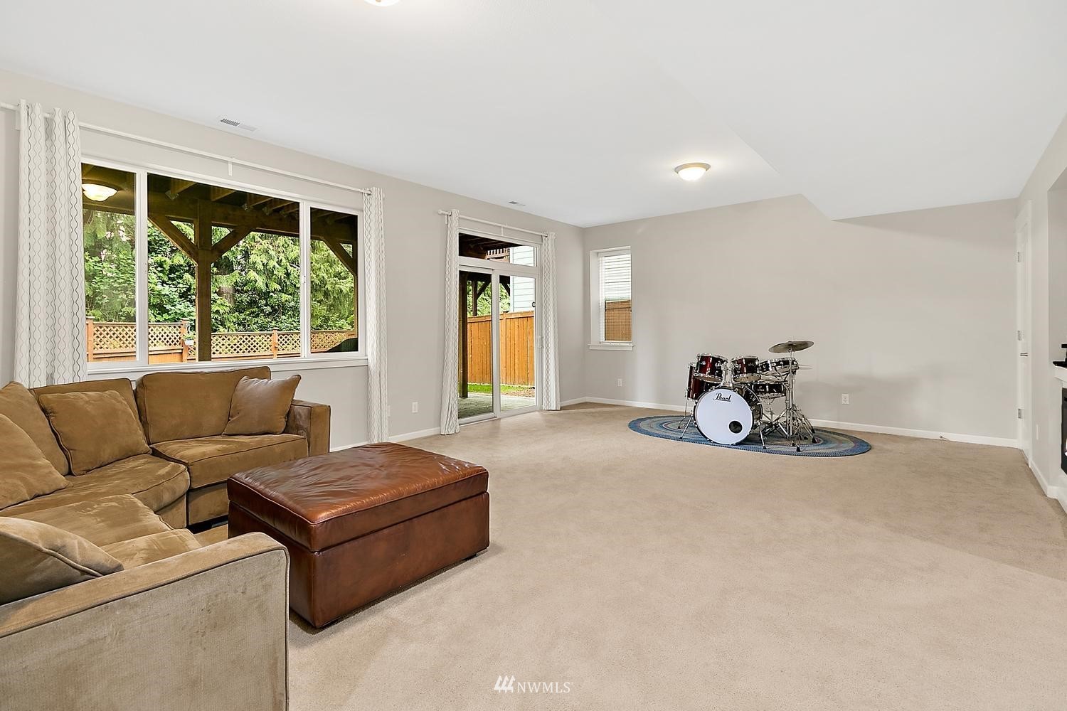 701 Mt Baker Avenue Northeast Renton, WA 98059 - Photo 36 of 40 Gallery Image 36
