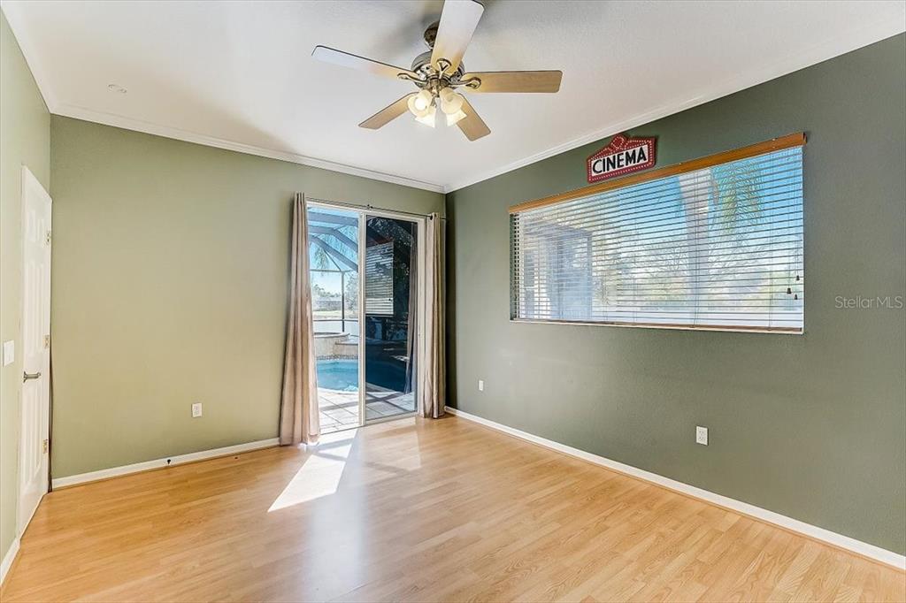 6214 Warbler Lane Lakewood Ranch, FL 34202 - Photo 28 of 40 a view of an empty room with window