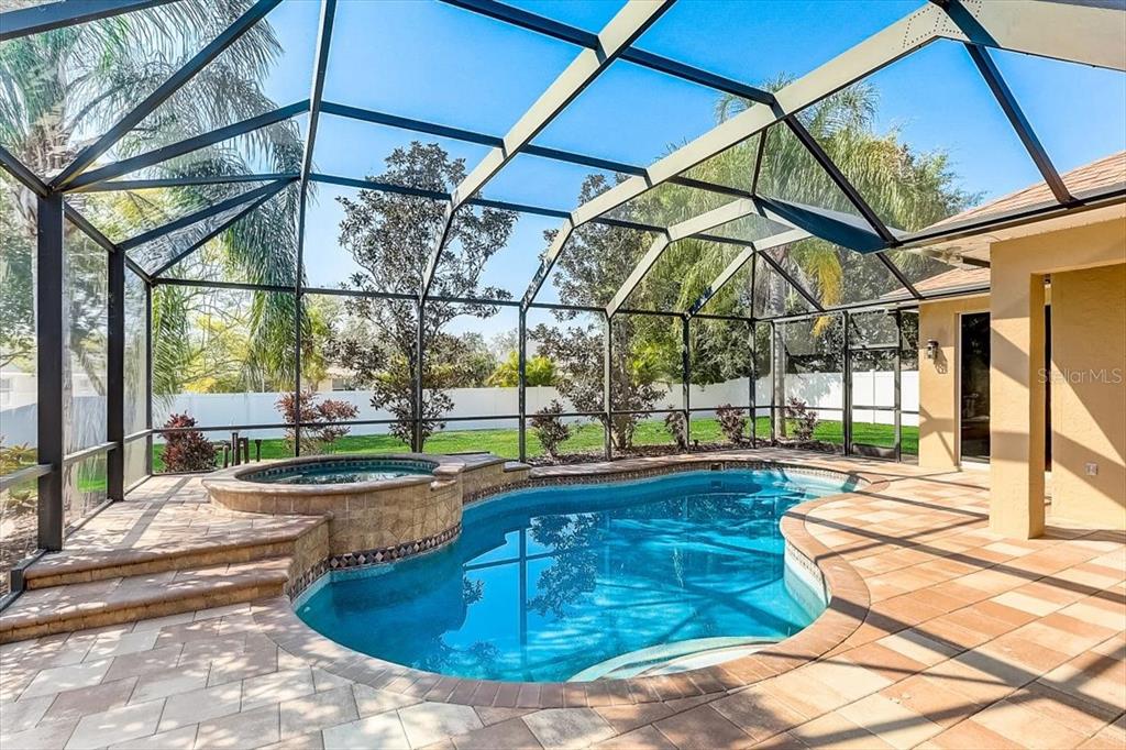 6214 Warbler Lane Lakewood Ranch, FL 34202 - Photo 33 of 40 a view of outdoor space