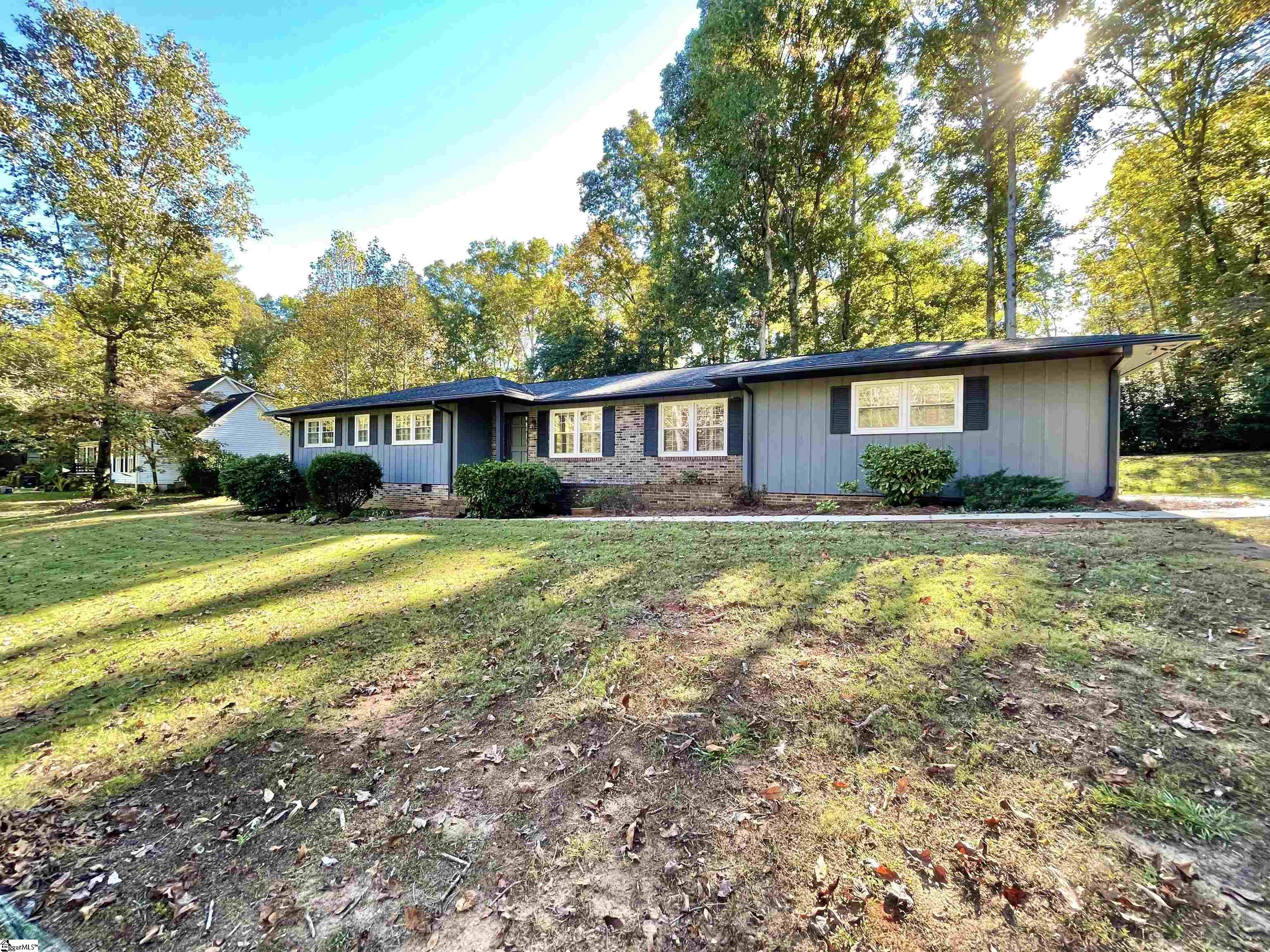806 Griffin Mill Road Pickens, SC 29671 - Photo 3 of 25