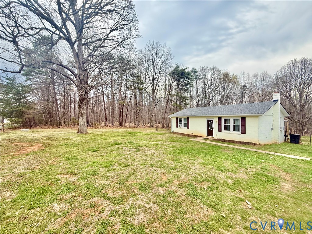 364 Buffalo Road Dillwyn, VA 23936 - Photo 1 of 16