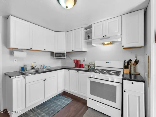 $368,900 | 411 South 6th Street, Williams, AZ 86046