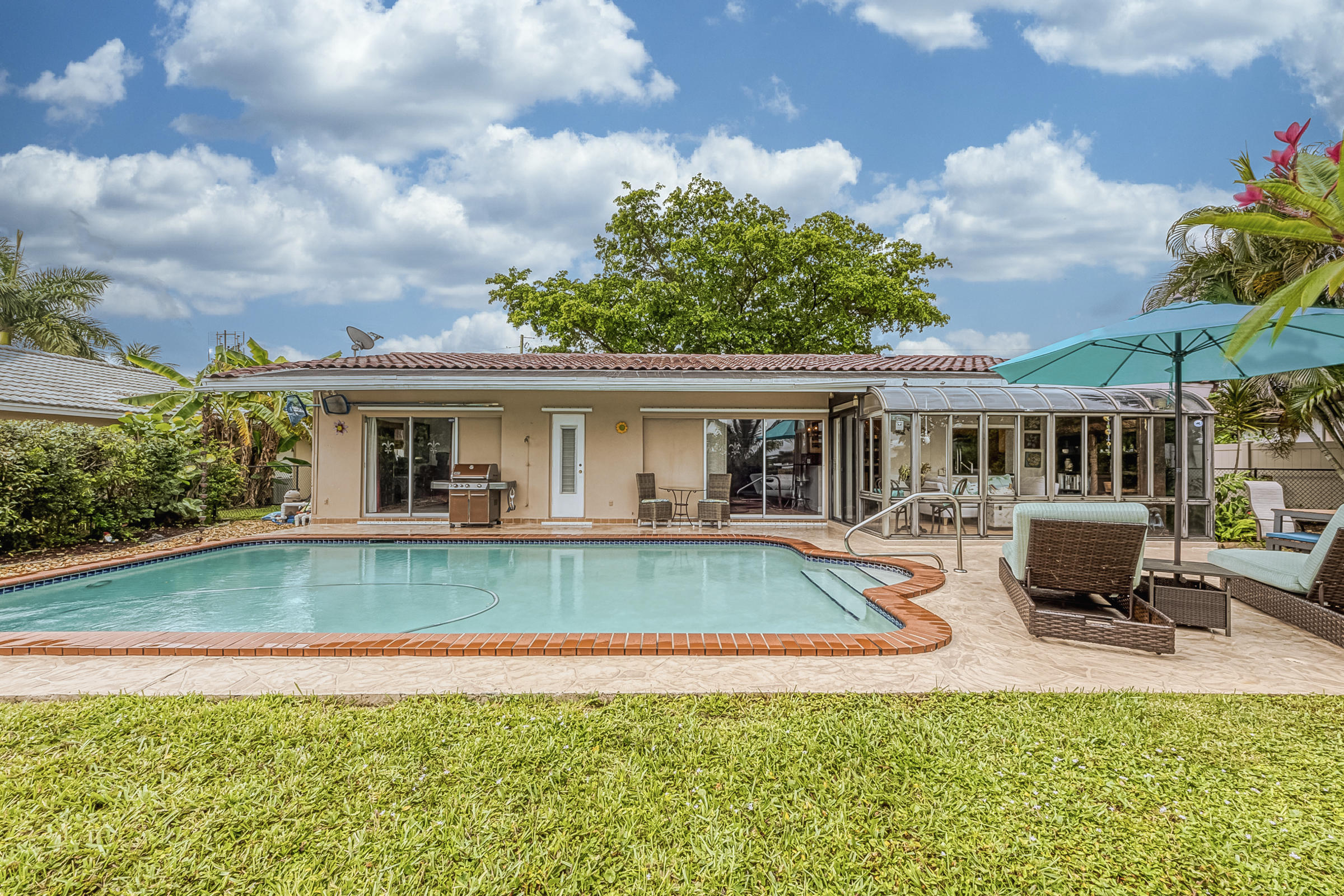 1055 Southwest 11th Street Boca Raton, FL 33486 - Photo 8 of 26 Pool