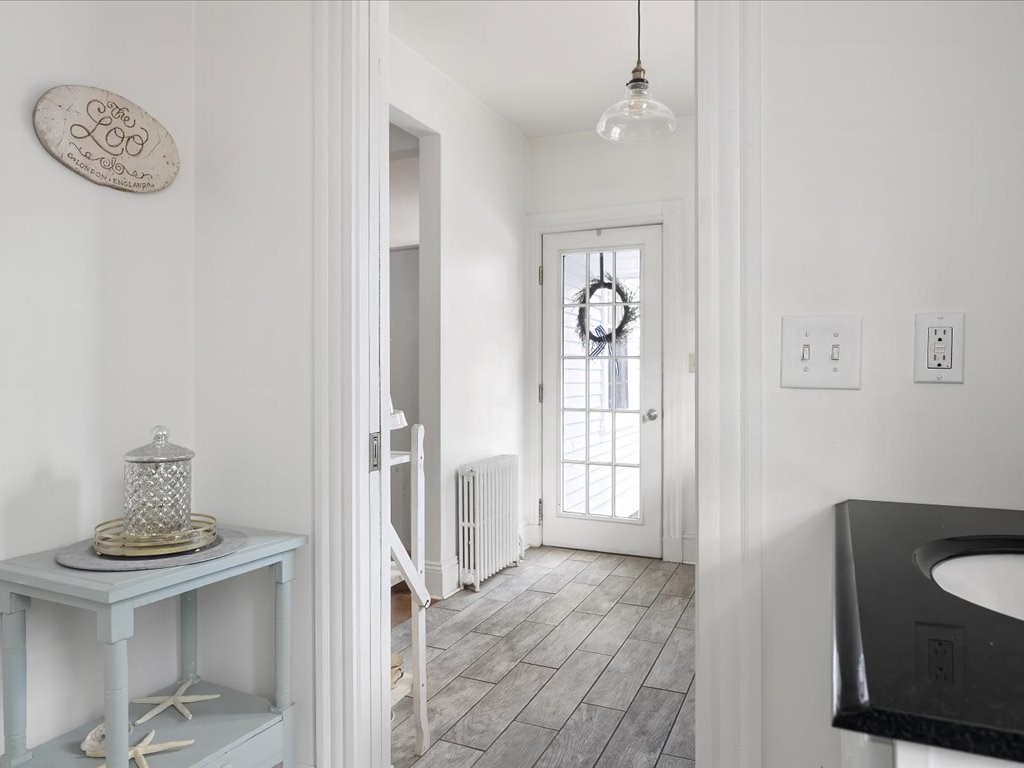 43 Howard Street Newport, RI 02840 - Photo 16 of 29