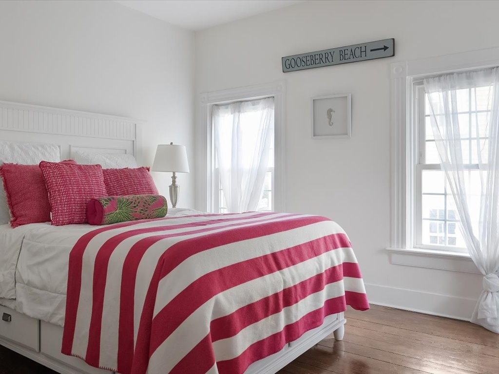 43 Howard Street Newport, RI 02840 - Photo 25 of 29 2nd Bedroom