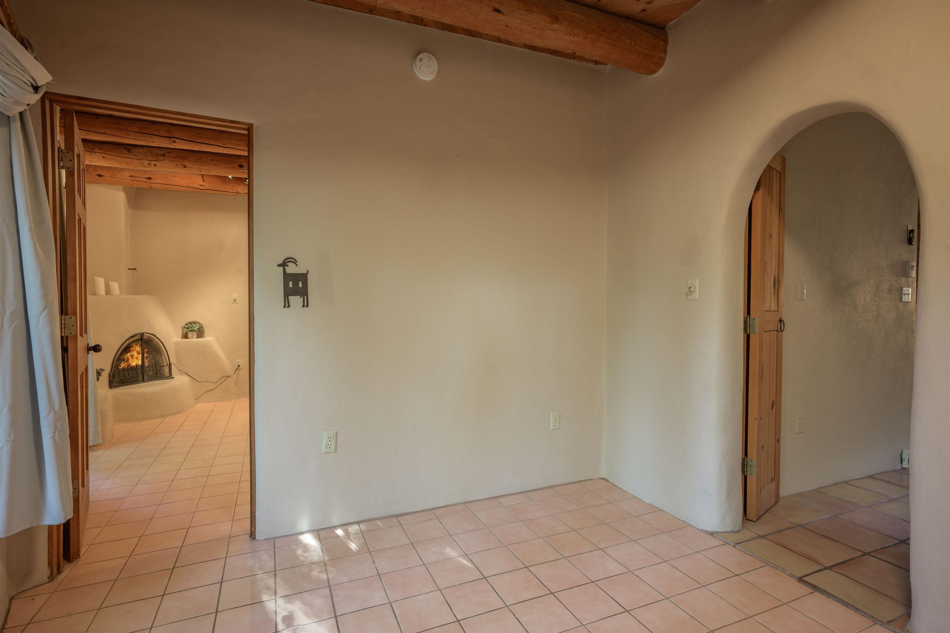 226 Kit Carson Road, Unit PINON 2 Taos, NM 87571 - Photo 15 of 28 Gallery Image 15
