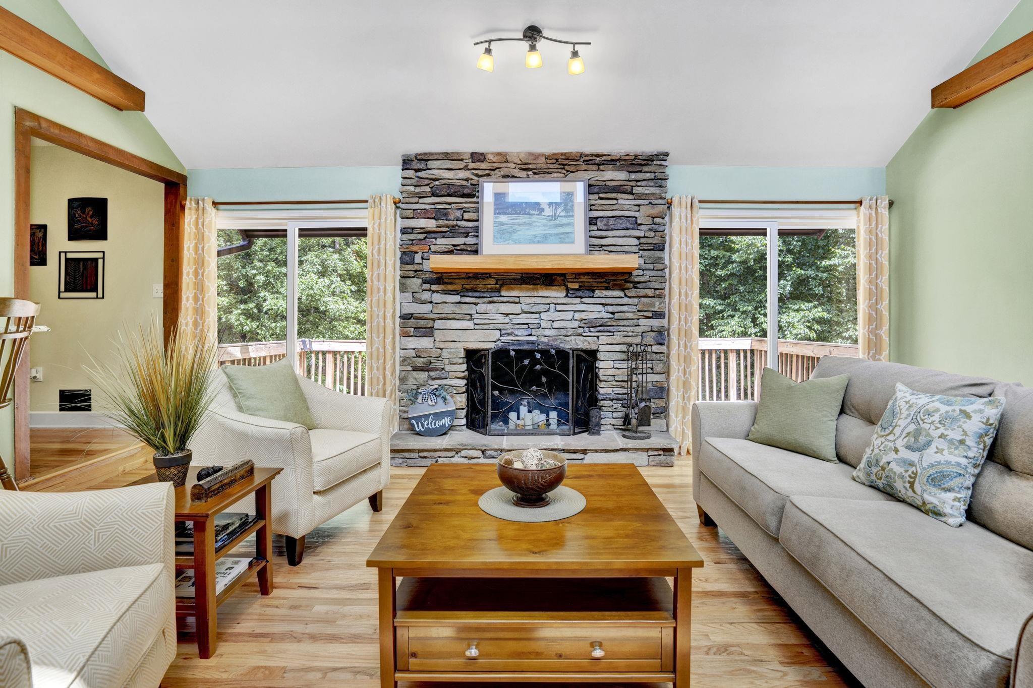 386 Valley View Drive Woodruff, SC 29388 - Photo 4 of 50