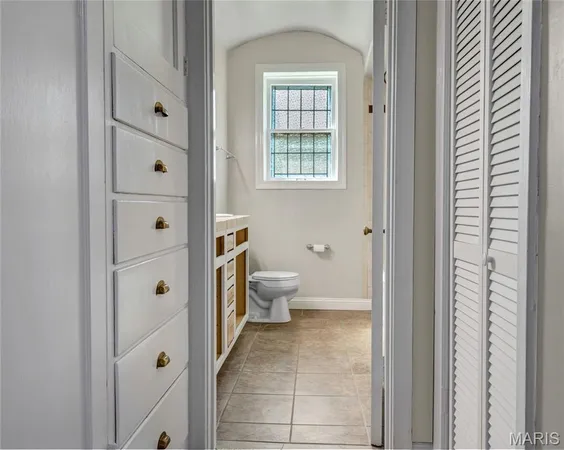 $2,800 | 7536 Oxford Drive, Unit 3, St. Louis, MO 63105