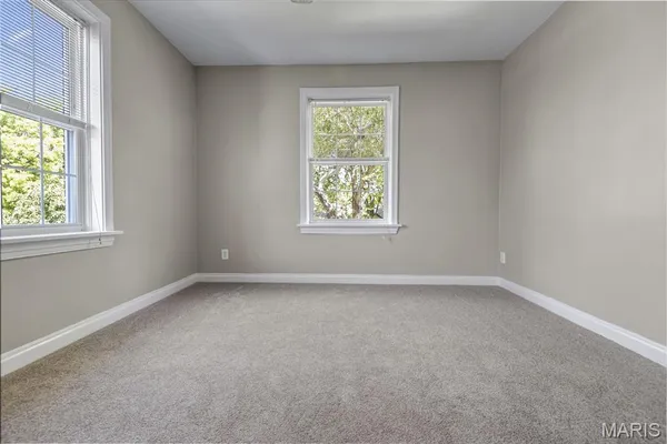$2,800 | 7536 Oxford Drive, Unit 3, St. Louis, MO 63105