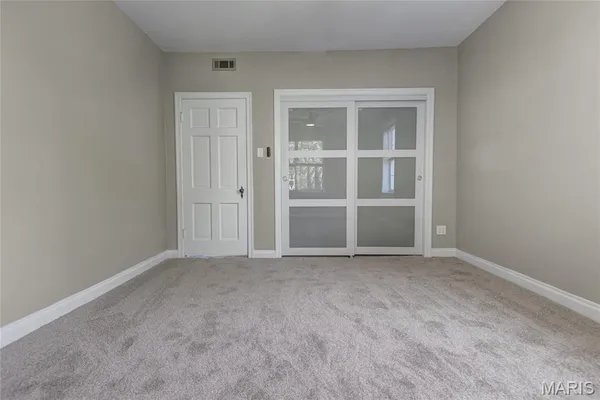 $2,800 | 7536 Oxford Drive, Unit 3, St. Louis, MO 63105