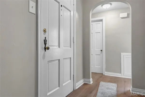 $2,800 | 7536 Oxford Drive, Unit 3, St. Louis, MO 63105