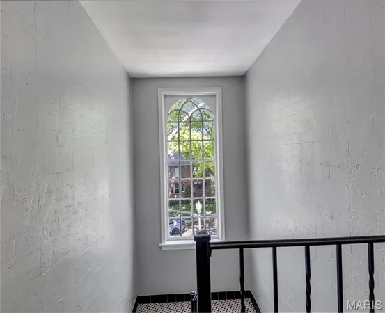 $2,800 | 7536 Oxford Drive, Unit 3, St. Louis, MO 63105
