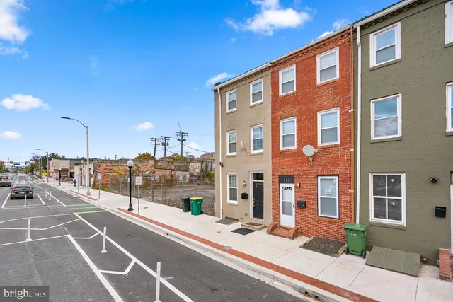 a building view with a outdoor space