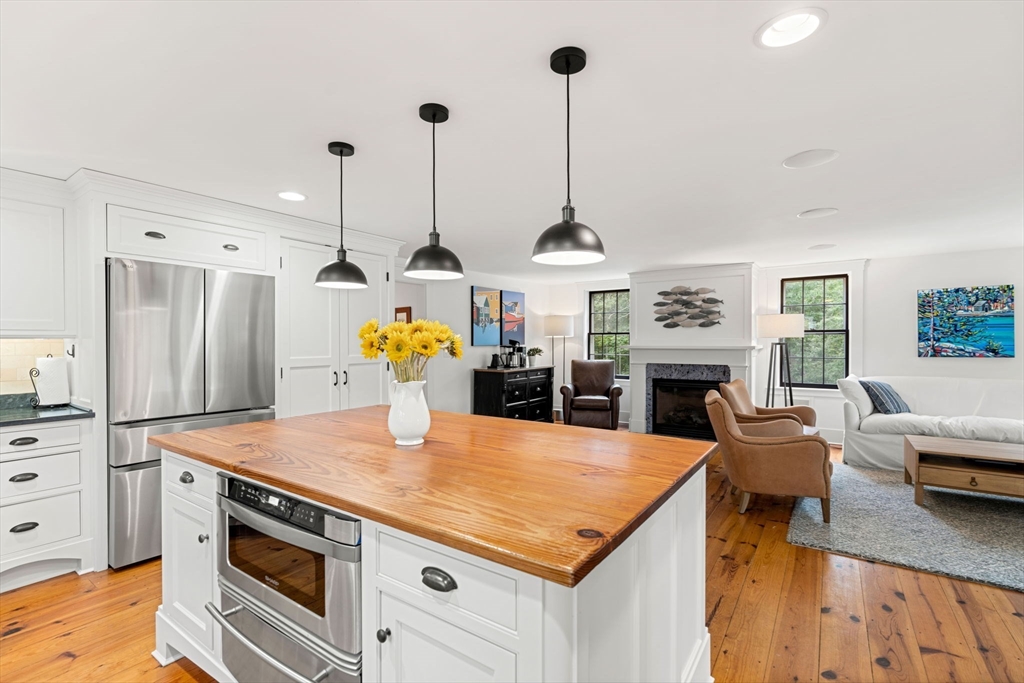 101 River Road Merrimac, MA 01860 - Photo 5 of 42