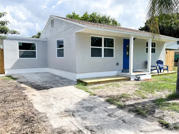 $2,745 | 4537 10th Avenue South, St. Petersburg, FL 33711