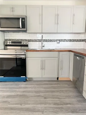 $2,745 | 4537 10th Avenue South, St. Petersburg, FL 33711