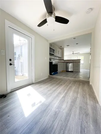 $2,745 | 4537 10th Avenue South, St. Petersburg, FL 33711