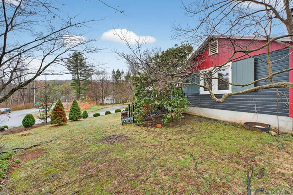 $385,000 | 3 Camden Road, Brewster, NY 10509