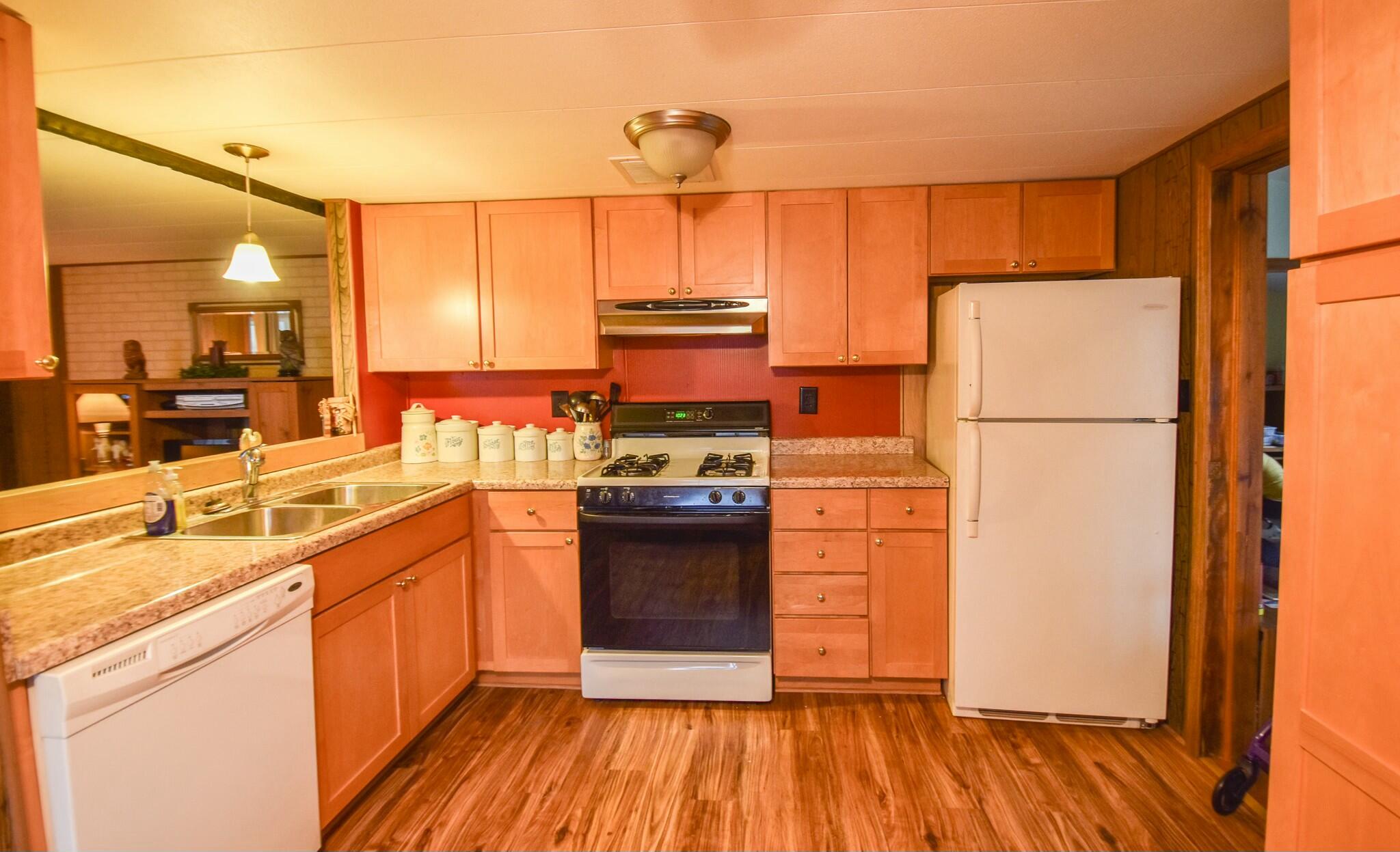 136 West Union City Road Union City, MI 49094 - Photo 5 of 28 tempImageULzkD9