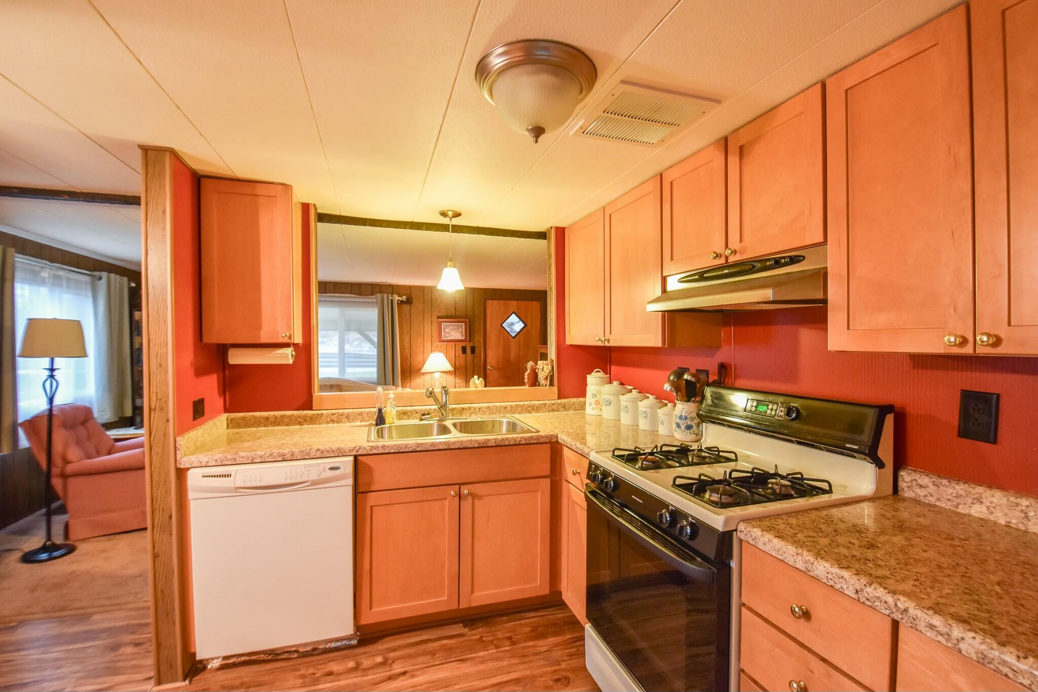 136 West Union City Road Union City, MI 49094 - Photo 6 of 28 tempImage1RbljP