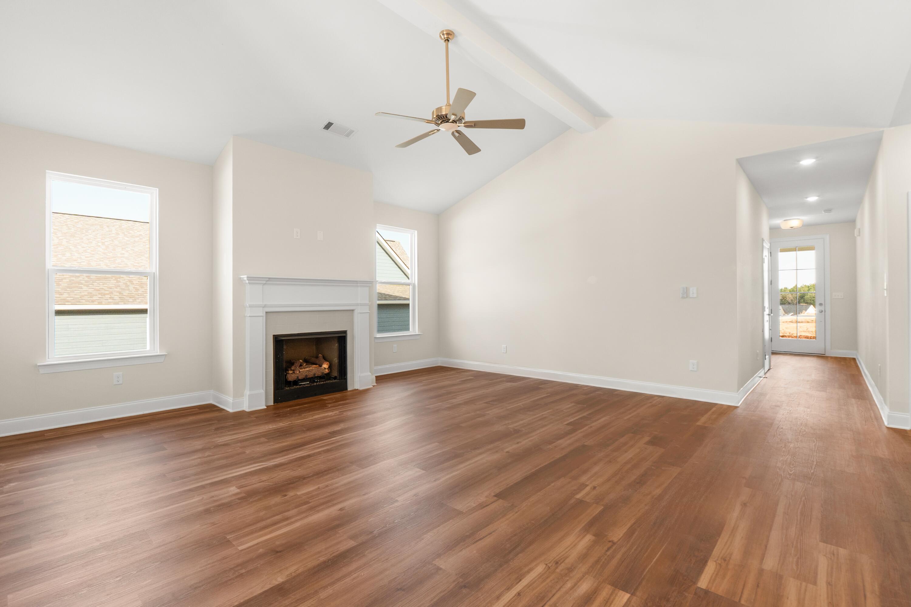 532 Nature Trail Soddy Daisy, TN 37379 - Photo 9 of 16 Living