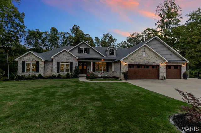 $1,134,000 | 571 Hydepark Drive, Jackson, MO 63755