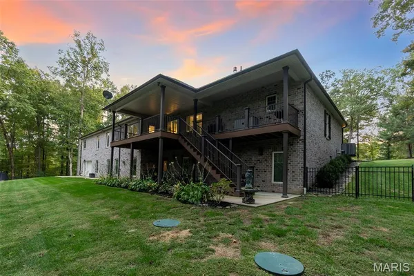 $1,134,000 | 571 Hydepark Drive, Jackson, MO 63755