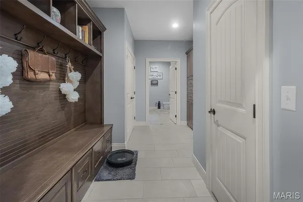 $1,134,000 | 571 Hydepark Drive, Jackson, MO 63755
