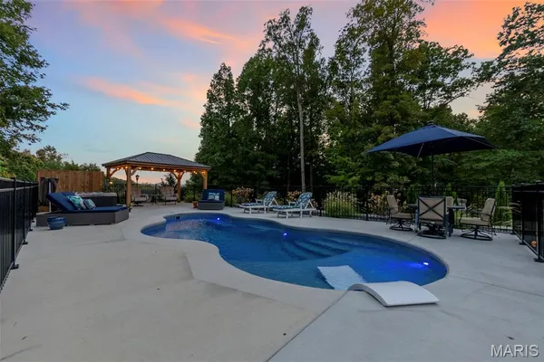 $1,134,000 | 571 Hydepark Drive, Jackson, MO 63755