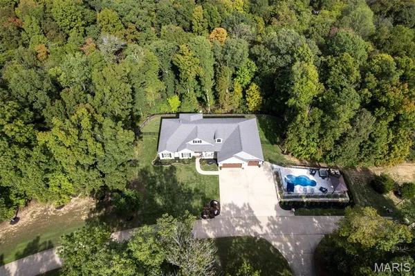 $1,134,000 | 571 Hydepark Drive, Jackson, MO 63755