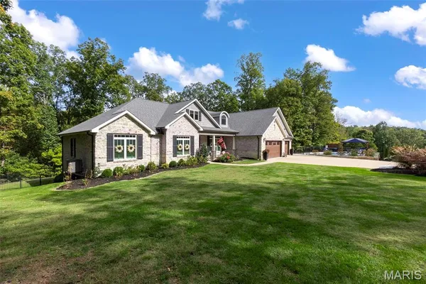 $1,134,000 | 571 Hydepark Drive, Jackson, MO 63755