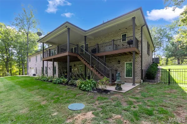 $1,134,000 | 571 Hydepark Drive, Jackson, MO 63755
